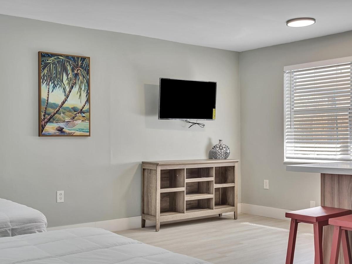 The Shell On Walnut Studio With Bath Hollywood Beach Free Parking Дейния Бийч Екстериор снимка